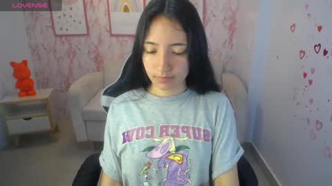 Snapshot of kimberly_thomson_t chatting on 09/30/25, 04:45 kimberly online show from 09/30/25, 04:45