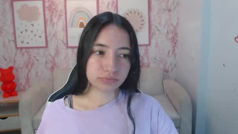 Snapshot of kimberly_thomson_t chatting on 11/10/25, 10:47 kimberly online show from 11/10/25, 10:47