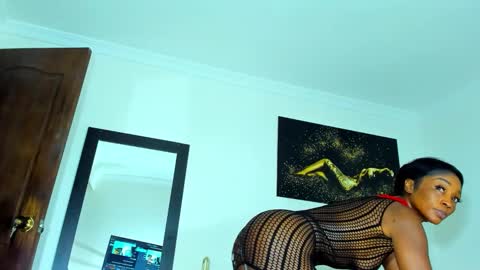 Kimberly Banks online show from 03/01/26, 10:06