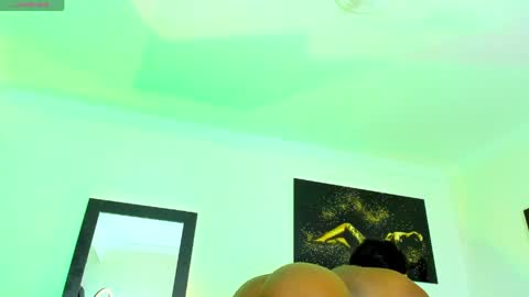 Kimberly Banks online show from 04/20/26, 08:10