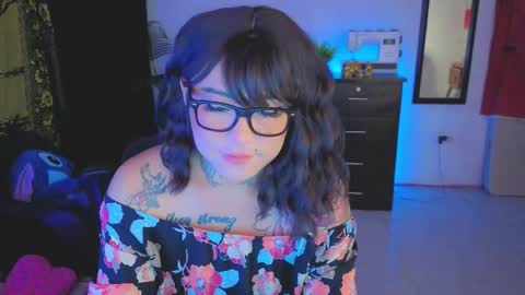 Snapshot of kimberlygati2 chatting on 09/16/25, 02:34 Kimberly Polizzi     online show from 09/16/25, 02:34