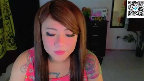 Snapshot of kimberlygati2 chatting on 10/17/25, 02:26 Kimberly Polizzi     online show from 10/17/25, 02:26