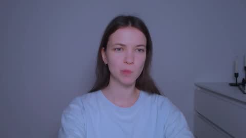 Snapshot of kimberlyhart_ chatting on 02/02/25, 12:02 Kimberly online show from 02/02/25, 12:02