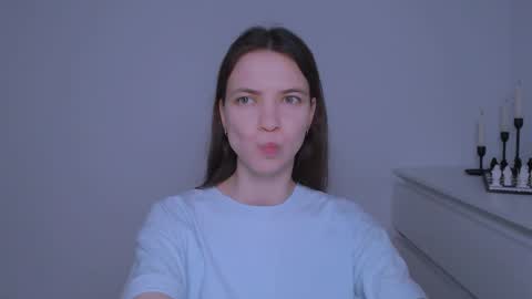 Snapshot of kimberlyhart_ chatting on 02/05/25, 08:32 Kimberly online show from 02/05/25, 08:32