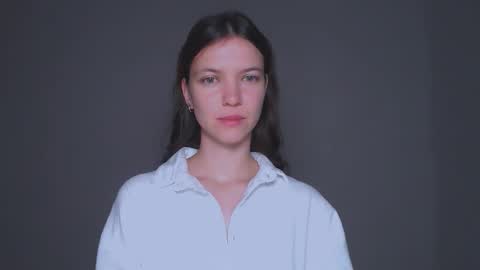 Kimberly online show from 10/31/25, 04:24