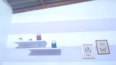 Kim  online show from 12/17/25, 06:25