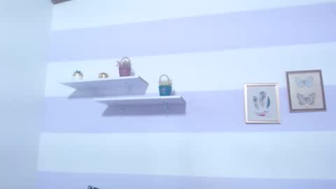 Kim  online show from 12/21/25, 02:46