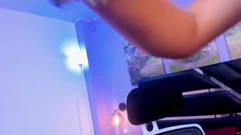 Kimberly Villalobos online show from 03/01/25, 11:39