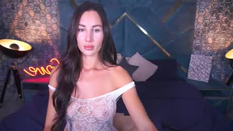 Snapshot of kimberlyworld chatting on 09/17/25, 12:40 Kim online show from 09/17/25, 12:40