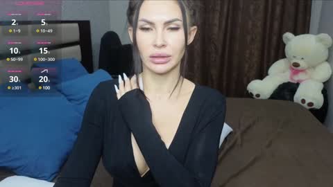 KIm online show from 12/08/24, 10:52