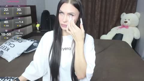 KIm online show from 12/15/24, 02:27