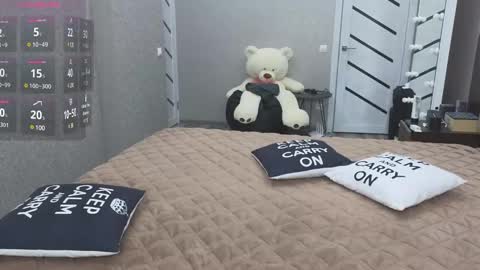 KIm online show from 01/31/25, 03:22