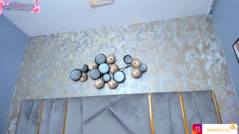  KIM  online show from 11/20/25, 02:45