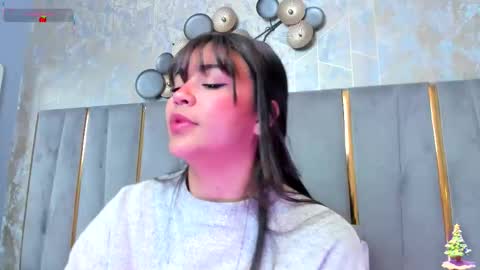  KIM  online show from 12/19/25, 02:18