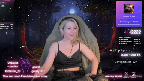 Snapshot of kimilee22 chatting on 12/17/24, 05:29 Wolfs Girl online show from 12/17/24, 05:29