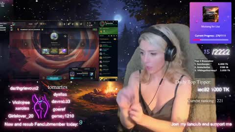 Snapshot of kimilee22 chatting on 12/17/24, 08:34 Wolfs Girl online show from 12/17/24, 08:34