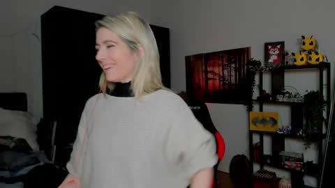 Wolfs Girl online show from 02/10/26, 06:12