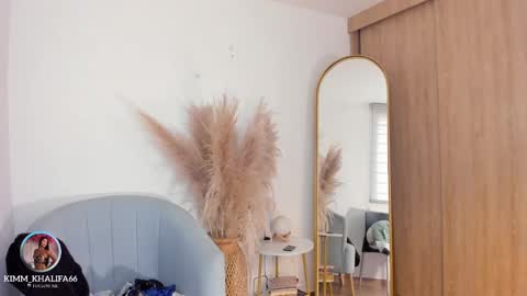 Kim  online show from 10/18/25, 08:31