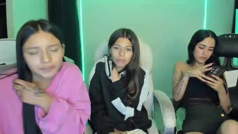 kimmi online show from 02/11/25, 11:22