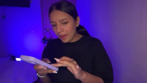 kimmi online show from 04/08/26, 11:16