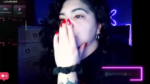 Kimmi online show from 02/12/26, 02:50