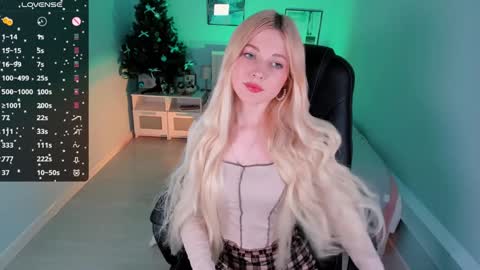  Your Kimmie  follow me  online show from 12/16/24, 01:43