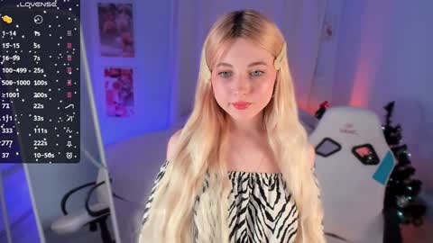  Your Kimmie  follow me  online show from 12/18/24, 01:45