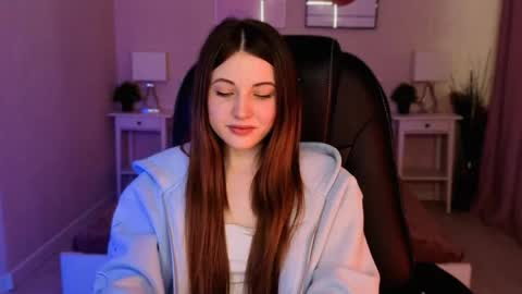 Snapshot of kimmie_shine chatting on 05/16/26, 06:32 Your Kimmie follow me online show from 05/16/26, 06:32
