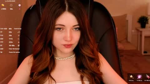 Snapshot of kimmie_shine chatting on 05/19/26, 02:34 Your Kimmie follow me online show from 05/19/26, 02:34