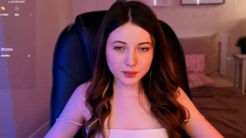 Snapshot of kimmie_shine chatting on 05/24/26, 12:32 Your Kimmie follow me online show from 05/24/26, 12:32