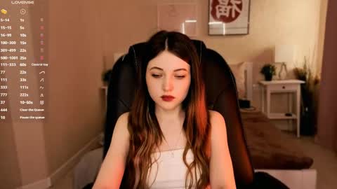 Snapshot of kimmie_shine chatting on 06/06/26, 02:44 Your Kimmie follow me online show from 06/06/26, 02:44