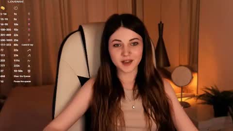 Snapshot of kimmie_shine chatting on 06/15/26, 07:43 Your Kimmie follow me online show from 06/15/26, 07:43
