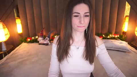 Snapshot of kimmmli chatting on 12/30/24, 01:58 Margo online show from 12/30/24, 01:58
