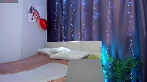 kimmy1_powell online show from 10/25/25, 04:31