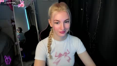 kimmy1_powell online show from 04/24/26, 03:20