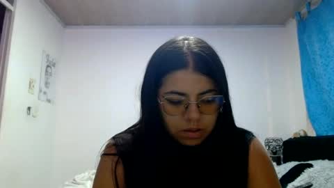Snapshot of kimmy_kimmy_ chatting on 07/19/26, 05:11 Kimmy online show from 07/19/26, 05:11