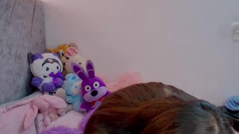 Snapshot of kimmy_veggaa chatting on 10/04/25, 08:18 kimm online show from 10/04/25, 08:18