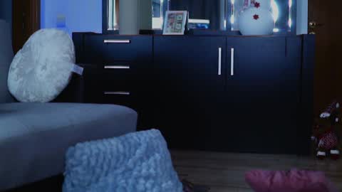 KimSkye online show from 12/29/24, 12:52