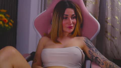 KimSkye online show from 02/05/25, 03:52