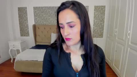 Kim online show from 12/15/25, 07:51