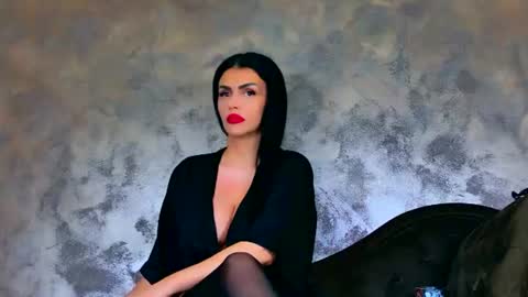 Kim Wilmes online show from 07/11/26, 01:58