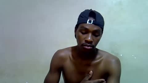 Snapshot of kimzsguyz chatting on 03/01/26, 06:59 kimzsguyz online show from 03/01/26, 06:59