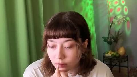 Snapshot of kina_ka chatting on 10/19/25, 12:17 kina_ka online show from 10/19/25, 12:17