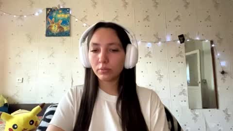 Snapshot of kinacolton chatting on 05/19/26, 01:22 Jenny online show from 05/19/26, 01:22