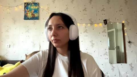 Snapshot of kinacolton chatting on 05/19/26, 01:56 Jenny online show from 05/19/26, 01:56