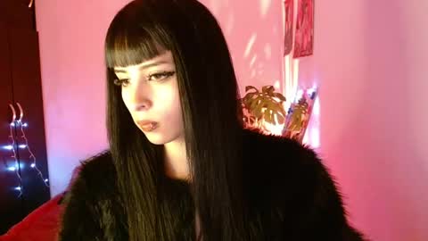 Snapshot of kind_scarlett chatting on 04/28/26, 04:17 Kind Scarlett online show from 04/28/26, 04:17