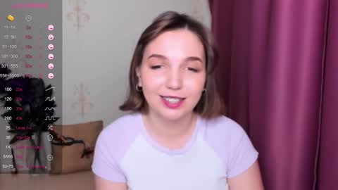 Snapshot of kindhazelhere_ chatting on 01/09/25, 11:03 Hazel online show from 01/09/25, 11:03