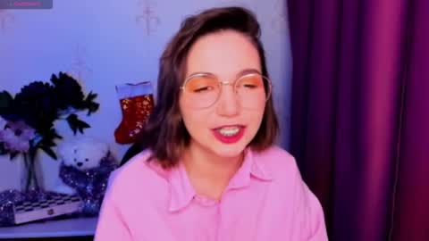 Hazel online show from 12/22/25, 09:12