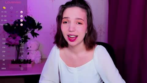 Hazel online show from 03/12/26, 08:15