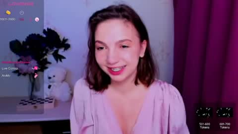 Hazel online show from 04/21/26, 06:20